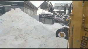 Регинас работа спецтехники Weichai экскаватор-погрузчик 468-II и фронтальный погрузчики WL836 WL856