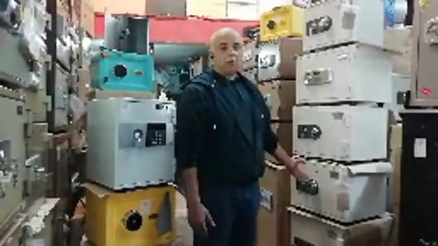 Types of Safes Lock .... طرق فتح الخزائن смотреть онлайн
