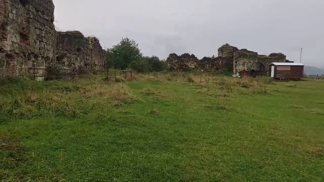 Пнёвский замок. Руины. смотреть онлайн