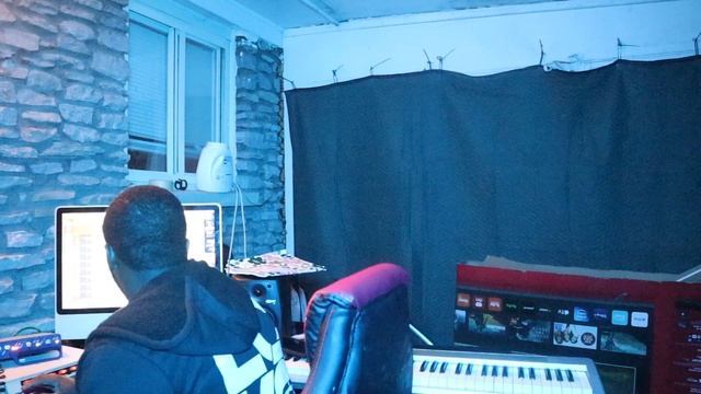 How to Record Vocals like a Pro from Your Home Studio | The Keys to PROFESSIONAL QUALITY VOCALS