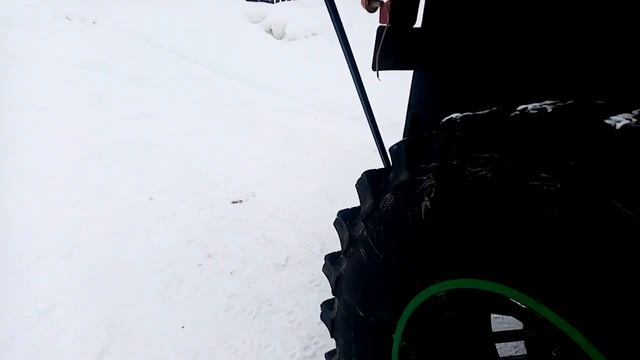 Цельнорамный вездеход на ободрышах, с независимой передней подвеской. смотреть онлайн