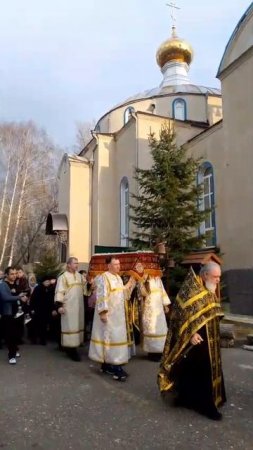 Крестный ход на утрене Великой Субботы с чином погребения.18.04.25.