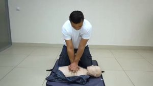 Проведение сердечно-легочной реанимации.