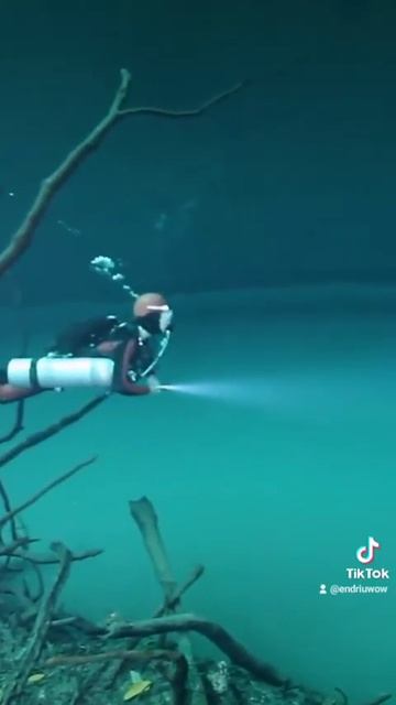 Река под водой! смотреть онлайн