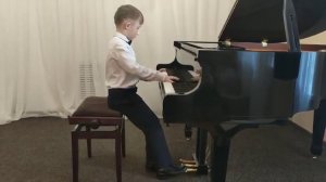 В кузнице. С. Майкапар. Исполняет Баранов Данила 8 лет.