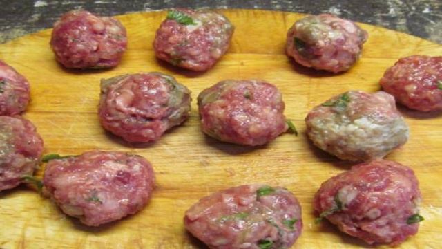 Сырный суп с брюссельской капустой и фрикадельками