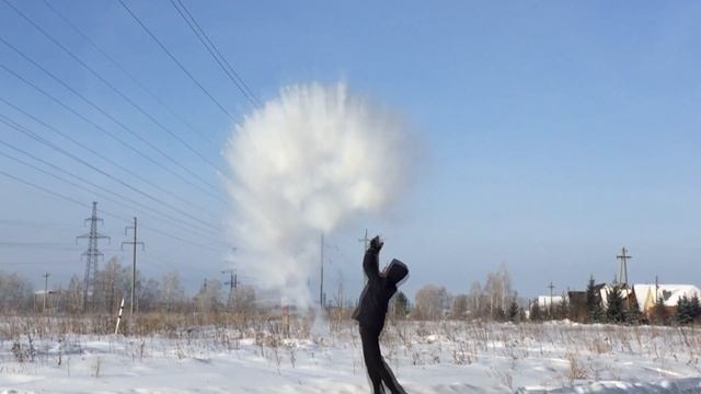 Что будет если выплеснуть кипяток в -32 градуса смотреть онлайн