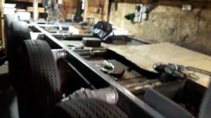 Гусеничный   вездеход с   траками    МТЗ  ..