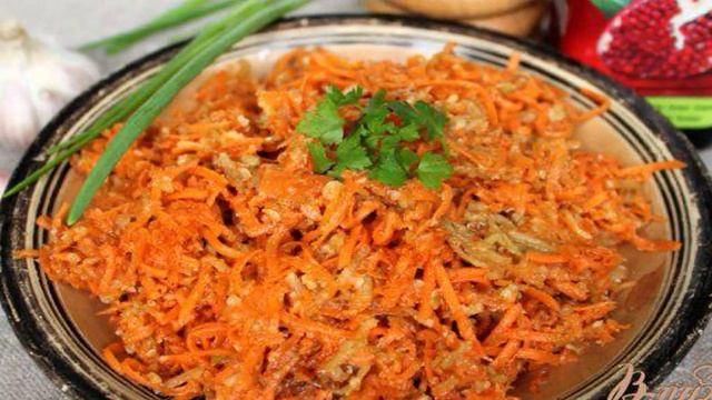 Морковный салат