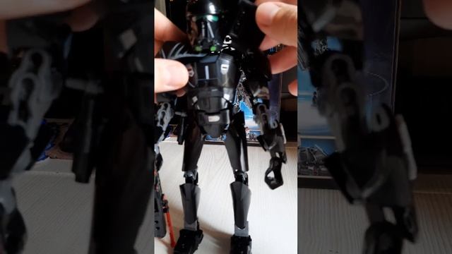 Lego Star Wars: Штурмовик смерти 75121 обзор большой конструктор