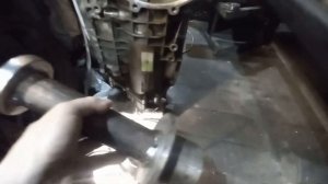 Замена двустороннего сальника хвостовика на АКПП 5HP19