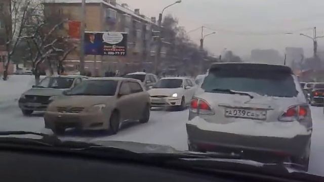 тупо стоим в пробке))) смотреть онлайн