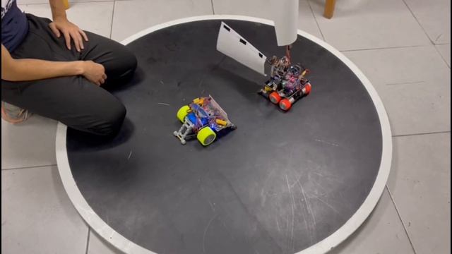 3 Kg Sumo Robot #3 #sumo #robotics #arduino #sumorobot #fight #match смотреть онлайн