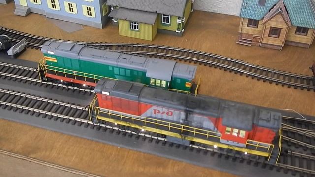 ЧМЭ3-1359 и ЧМЭ3-4329 смотреть онлайн