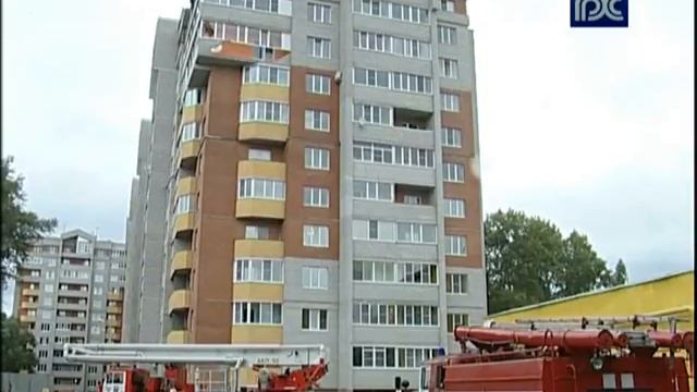 Последствия грозы и шквалистого ветра в Вологде смотреть онлайн