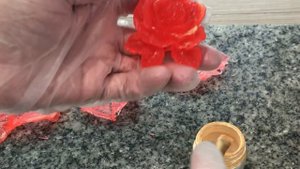 Isomalt flowers in molds🌺 Цветы из изомальта в молдах. Техника приготовления🌺