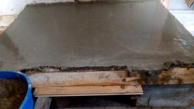 Піч кухонна з бетону і цегли, новий мінімалістичний дизайн. Старт будівництва - фундамент на опорах