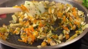 Приготовьте тортилью и куриное филе？ Фантастически сочная начинка и хрустящая корочка!
