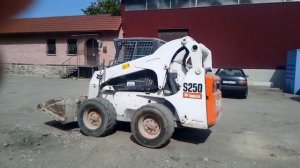 Мини-погрузчик Bobcat S250, 2007