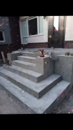 Грамотно переделали входную группу #shorts #стройка #baustelle #russlanddeutsche