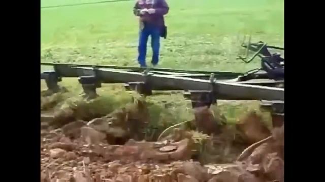 УДИВИТЕЛЬНЫЕ СЕЛЬХОЗМАШИНЫ ВСЕГО МИРА!