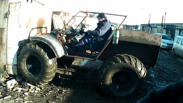 4х4 на стенку смотреть онлайн