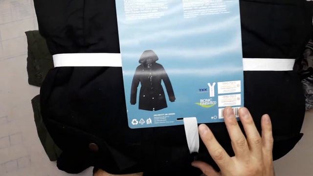 10996 Куртки детские Aldi сток 3 пак. 7,5кг. 15,6€/кг. 15шт. смотреть онлайн