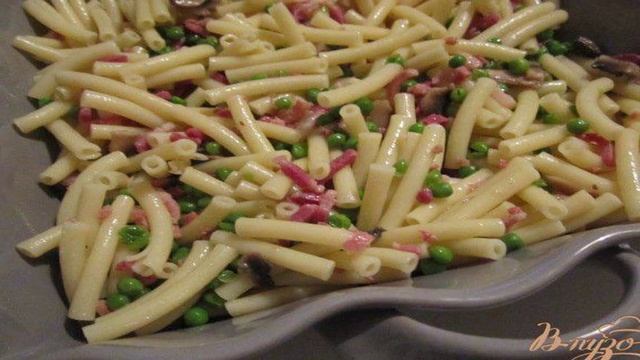 Макаронная запеканка под сливочным соусом