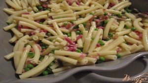 Макаронная запеканка под сливочным соусом