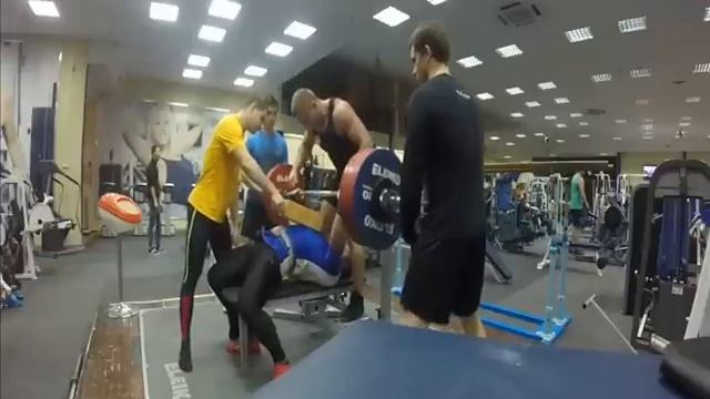 Жим с бруска 10 см - 320 кг смотреть онлайн