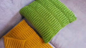 Вяжем наволочки для подушек. Которые плавно превратились в жилетку)))