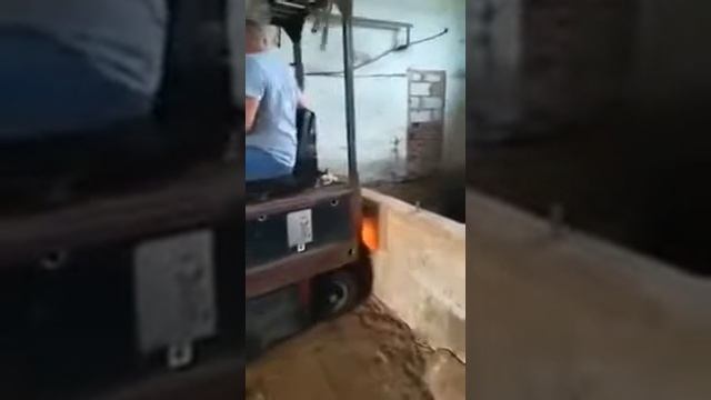 Карщик "профессионал"  Рубрика "Дастер нипричём"** смотреть онлайн