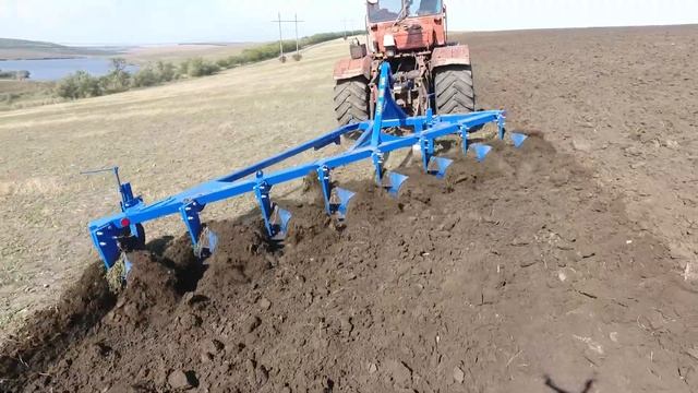 Evolar.md Плуг ПСКу 8 в работе у Roşiori Lux SRL, село Кишкарены смотреть онлайн