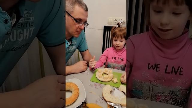 банановый пончик 🍩 смотреть онлайн