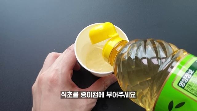 구강청결제에 칫솔을 넣어두면 놀라운 효과가 생긴다는 사실을 알아냈습니다! 여러가지 꿀팁 смотреть онлайн