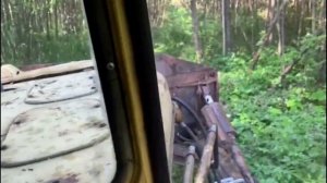 Бульдозер Т 170 едем в лес за дровами. Промываем барабан.