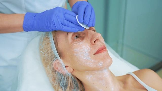 Як відновити пружність шкіри обличчя смотреть онлайн