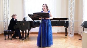 Александра Конева исполняет романс Рахманинова "Кольцо" на слова Кольцова. Фортепиано — Егор Жирков