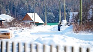 ГЛУХИЕ ДЕРЕВНИ УРАЛА ｜ ВЕСНА В ЭТИХ МЕСТАХ НАЧИНАЕТСЯ СО СНЕГОПАДОВ