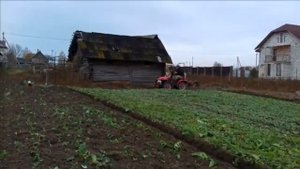 МТЗ 152 (16" колеса) с двухкорпусным плугом