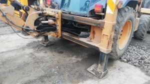 case 580 SLE два акумулятора