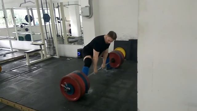 Deadlift 307.5(677)*2 BW92.5(204) смотреть онлайн