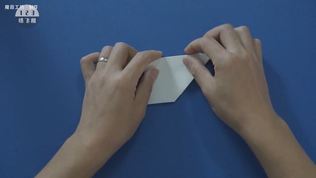 How to play paper airplanes in the wind! Sky-shattering paper airplane【123纸飞机】