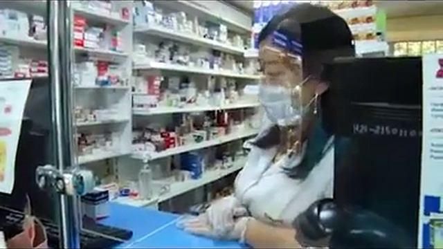 Дастанбек Жумабеков Бишкекте бир нече дарыканаларга кирип, дары-дармектердин баасын сурап чыкты. смотреть онлайн