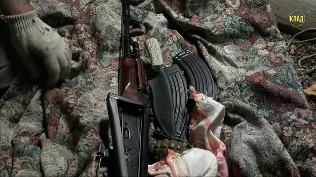 ХРОНИКИ ЧЁРНОГО КОПАТЕЛЯ / ЗАБРАЛ СХРОН ОРУЖИЯ С ЧЕРДАКА