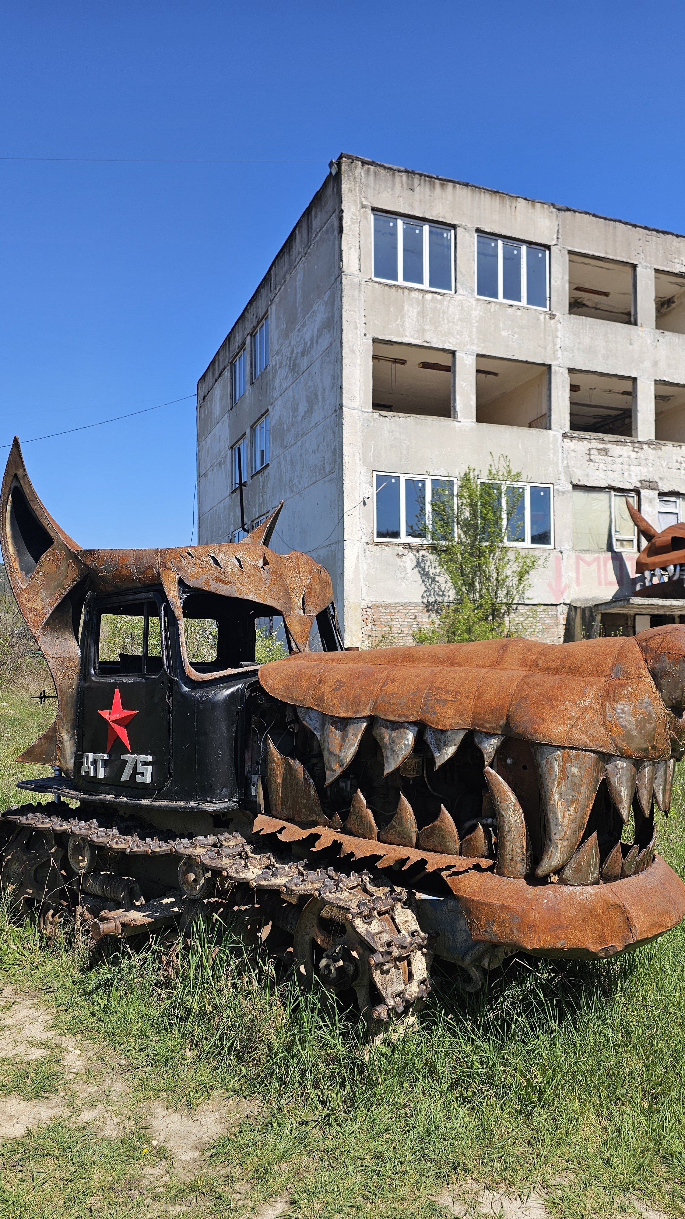База мотоклуба Ночные Волки, около Севастополя 18 апреля 2025