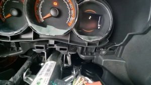 Как_снять_панель_приборов_LADA_X_ray_cross_