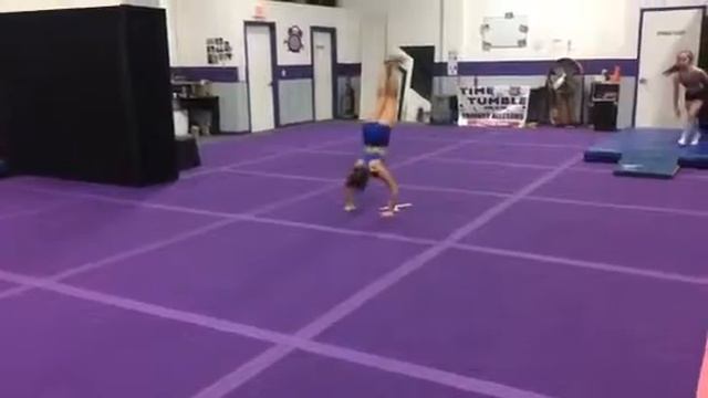 Rebecca aerial bhs bhs stepout 12/12/15 смотреть онлайн