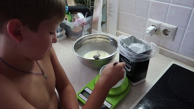 Vlog💜: ХАЛЯВА ЗАКОНЧИЛАСЬ! КИРИЛЛ ГОТОВИТ САМ! 18.08.2020 смотреть онлайн