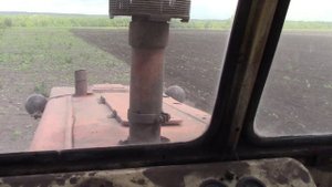 Трактор Т 4А, Алтаец на культивации поля.